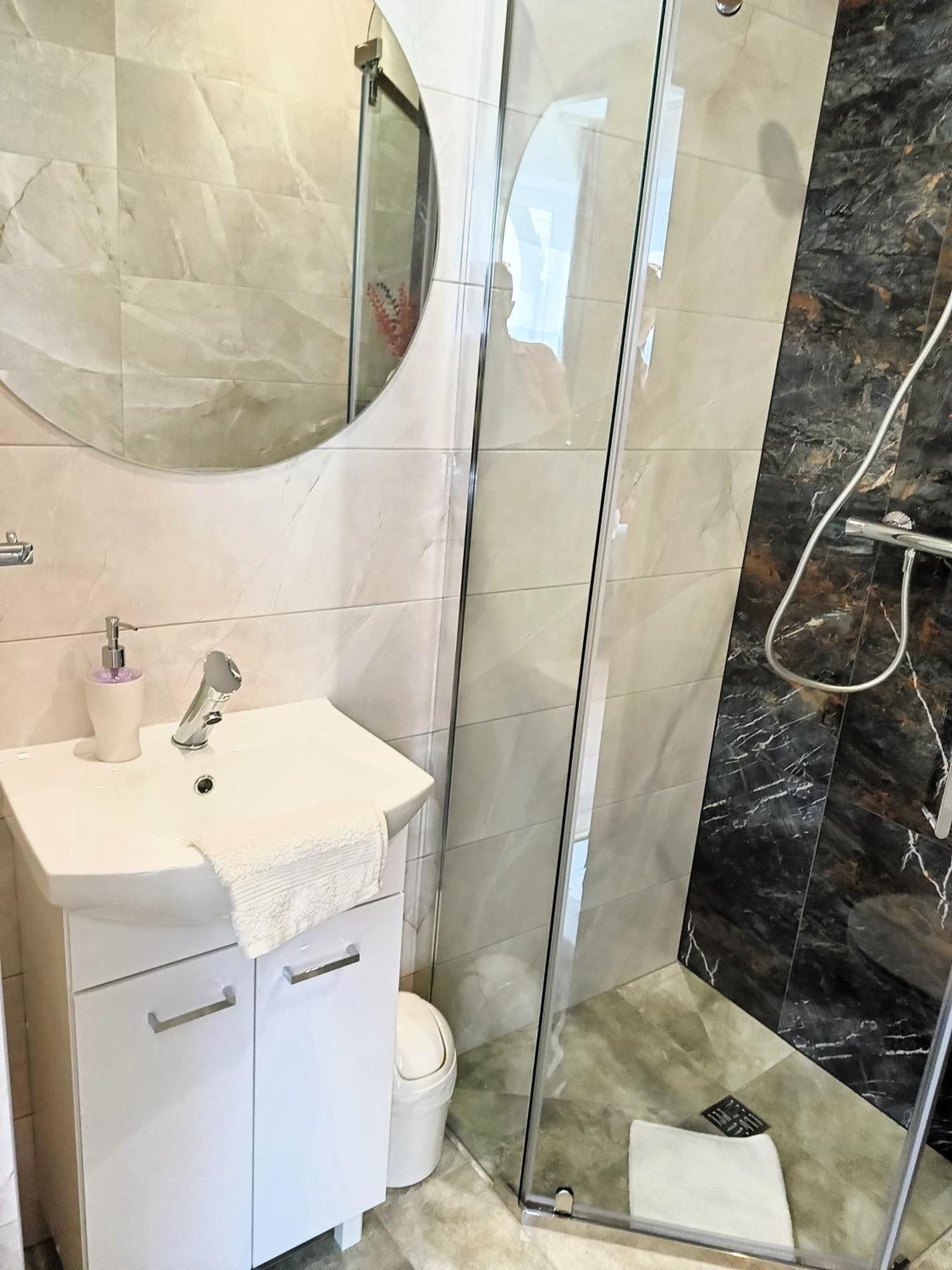 City Center Apartments - Apartamenty Nad Rzeka Netta Аугустов Екстериор снимка